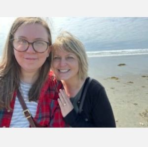 Meet your Posher, Lori